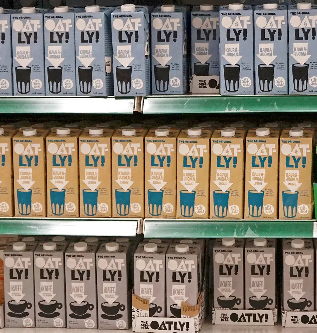 In 2026, plant-based brand Oatly lost a UK trademark battle over its ‘post-milk generation’ slogan after opposition from Dairy UK, highlighting tensions over the use of the word ‘milk’ in non-dairy marketing. Photo by Tiia Monto © CC BY-SA 3.0