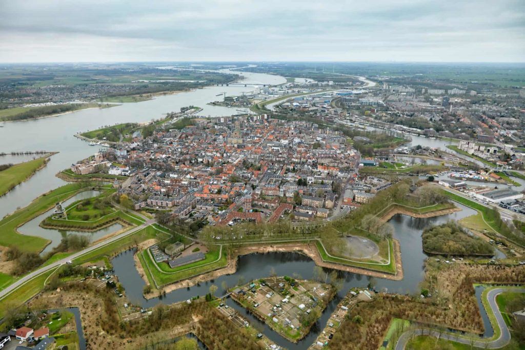 6.1Dutch Water Defence Lines extension of the Defence Line of Amsterdam. Fortified town of Gorinchem