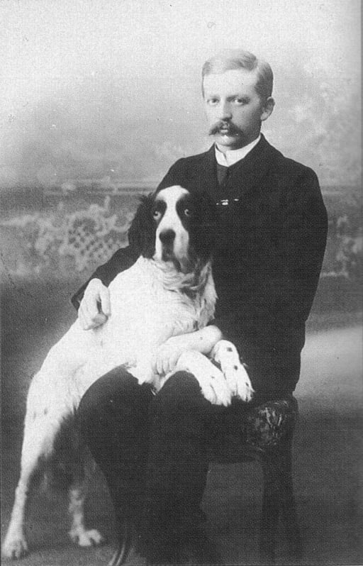 Eugen Schauman and his dog