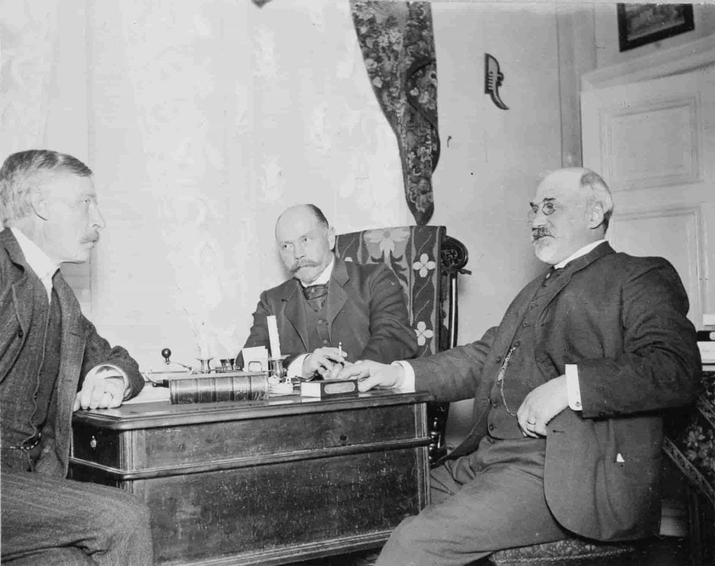 Three officials of the Hanko Magistrate
