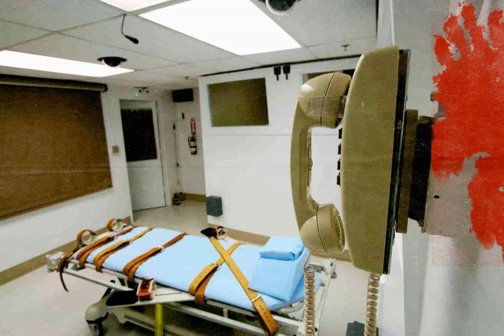Off with the head! Getting Rid of Phoney Justice 7 Florida's death injection bed