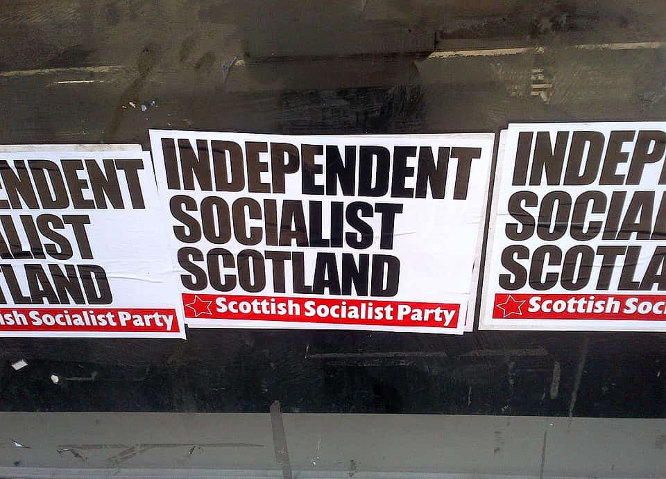 Independent Scotland signs