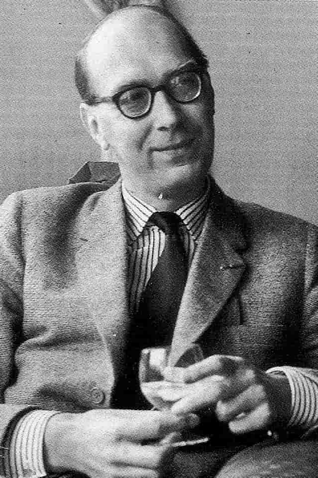  Philip Larkin 